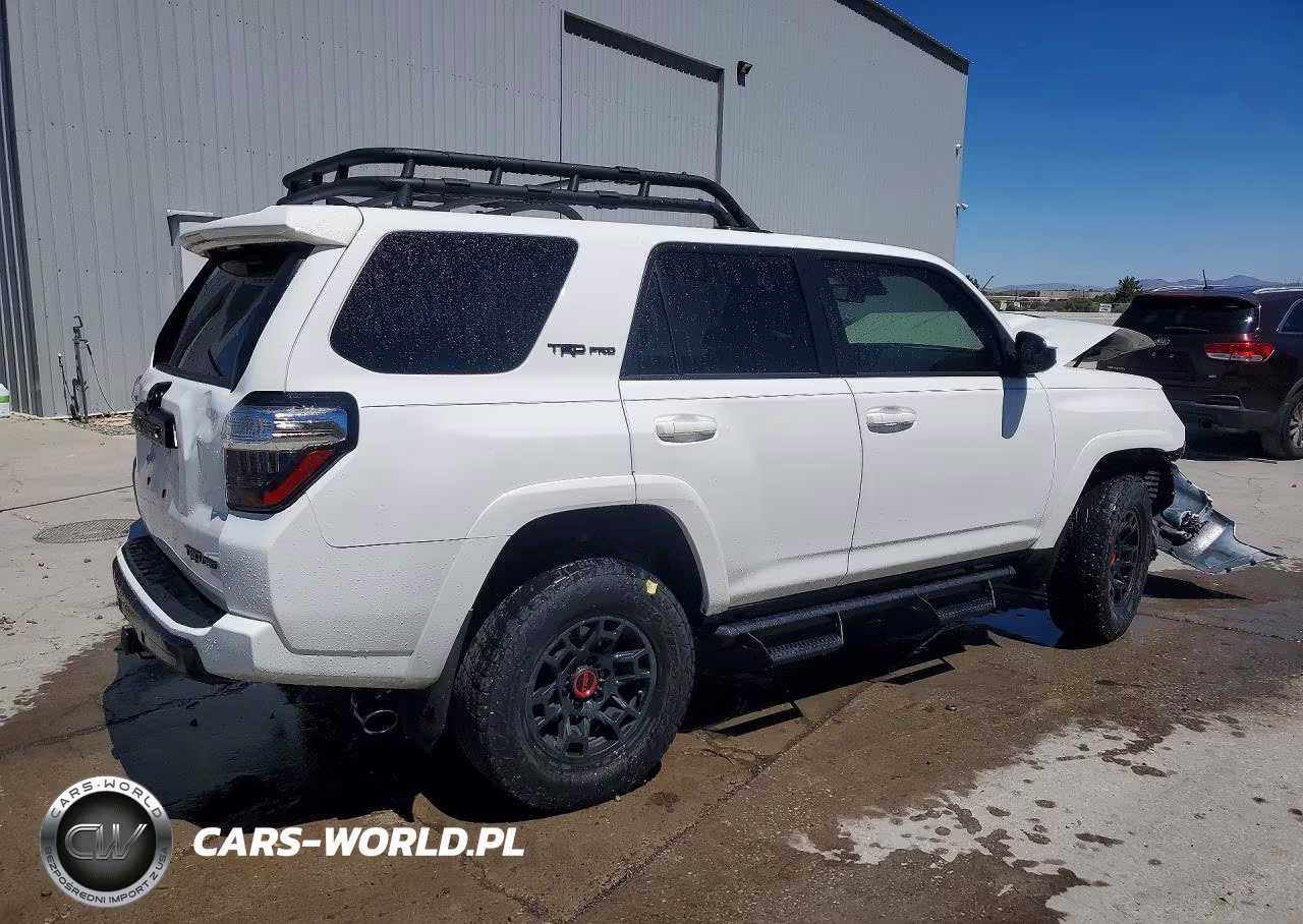 2022 Toyota 4Runner Trd Pro VIN:JTELU5JR6N6041888 - 3