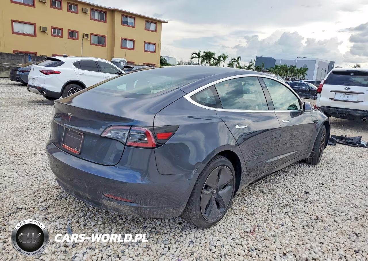 2018 Tesla Model 3 VIN:5YJ3E1EA7JF123836 - 3