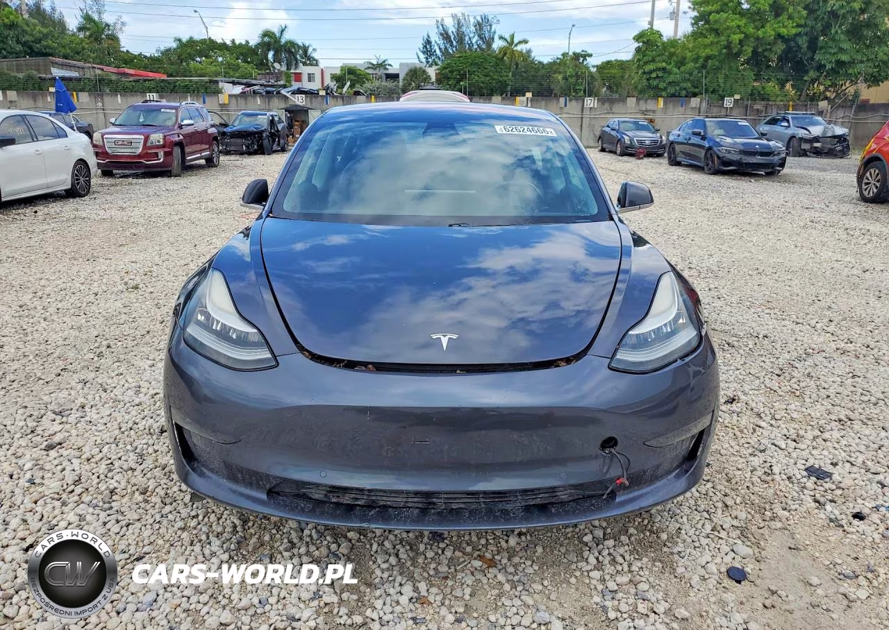 2018 Tesla Model 3 VIN:5YJ3E1EA7JF123836 - 5