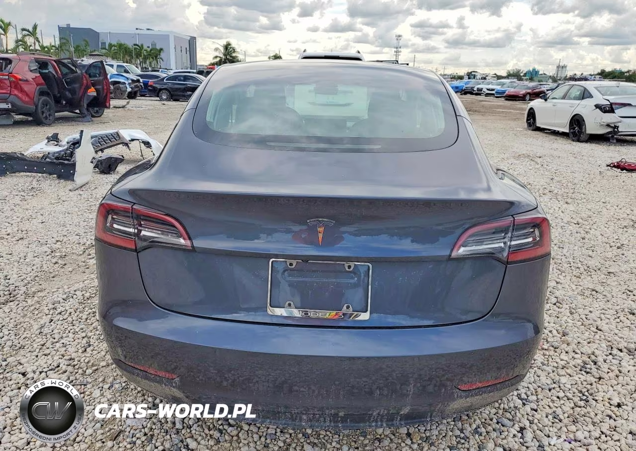 2018 Tesla Model 3 VIN:5YJ3E1EA7JF123836 - 6