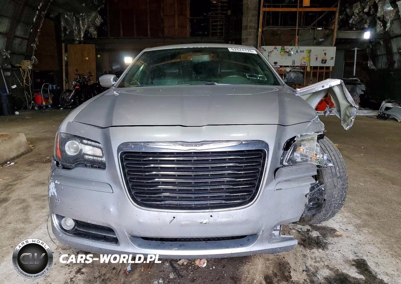 2014 Chrysler 300 S VIN:2C3CCAGG9EH273605 - 5