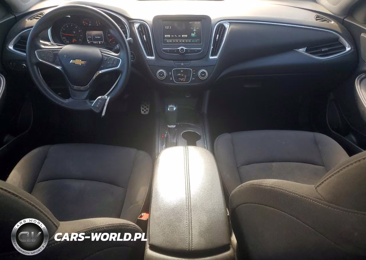 2016 Chevrolet Malibu Lt VIN:1G1ZE5ST4GF296136 - 8