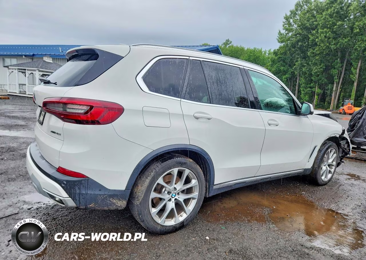 2021 BMW X5 xDrive40I VIN:5UXCR6C06M9G65327 - 3