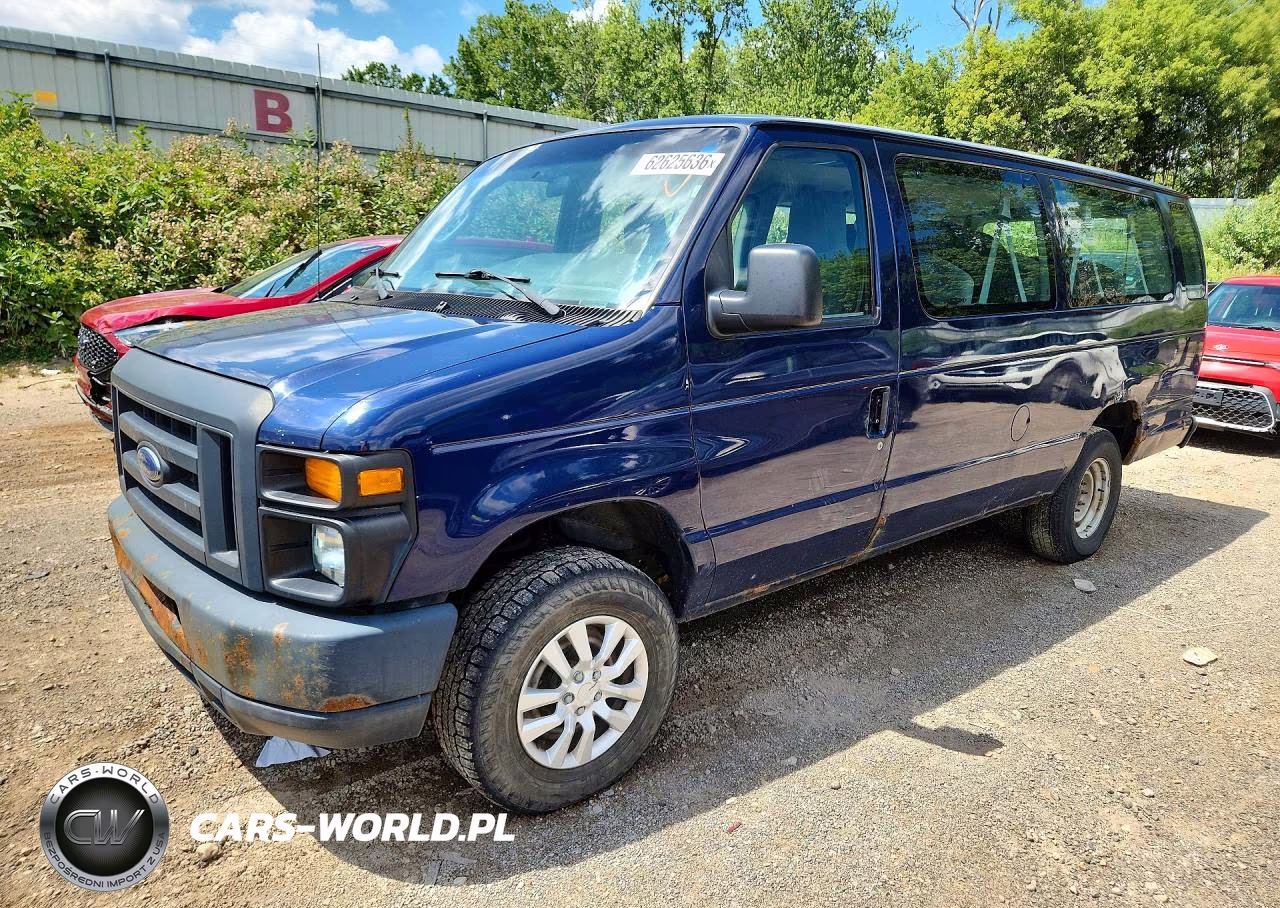 2013 Ford Econoline E350 Super Duty Wagon