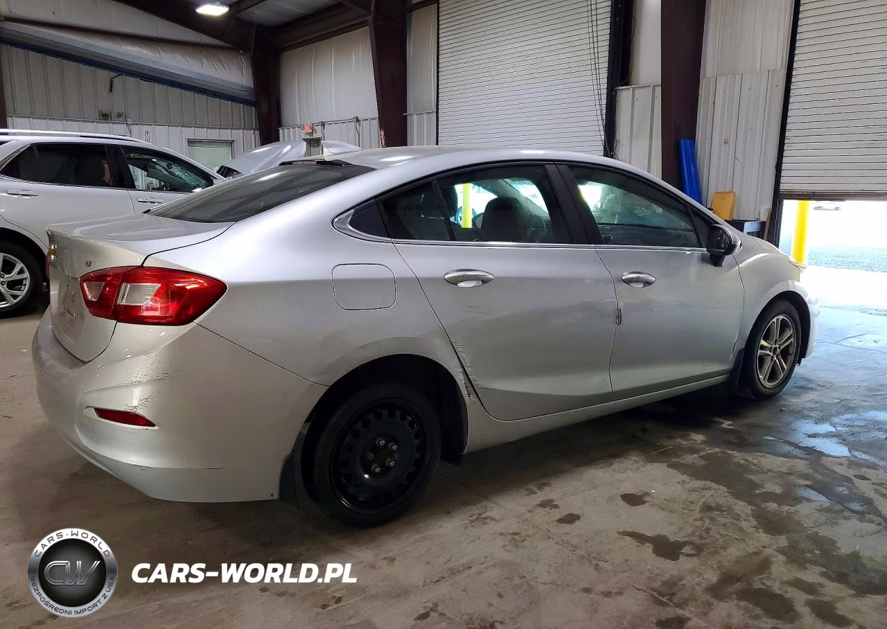 2017 Chevrolet Cruze Lt VIN:1G1BE5SM2H7264081 - 3