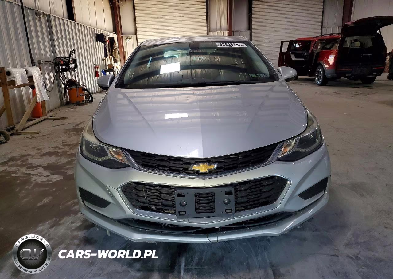 2017 Chevrolet Cruze Lt VIN:1G1BE5SM2H7264081 - 5
