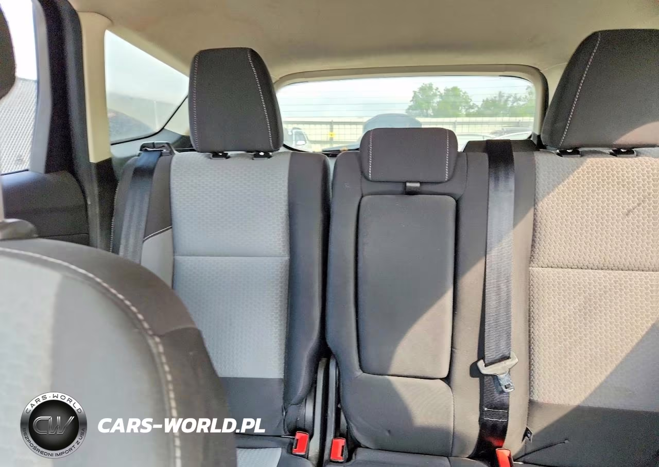 2019 Ford Escape Se VIN:1FMCU9GD5KUA61575 - 10