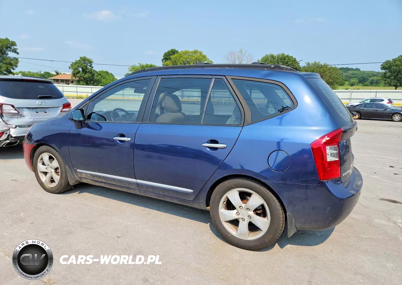 2008 Kia Rondo Lx VIN:KNAFG526X87156471 - 2
