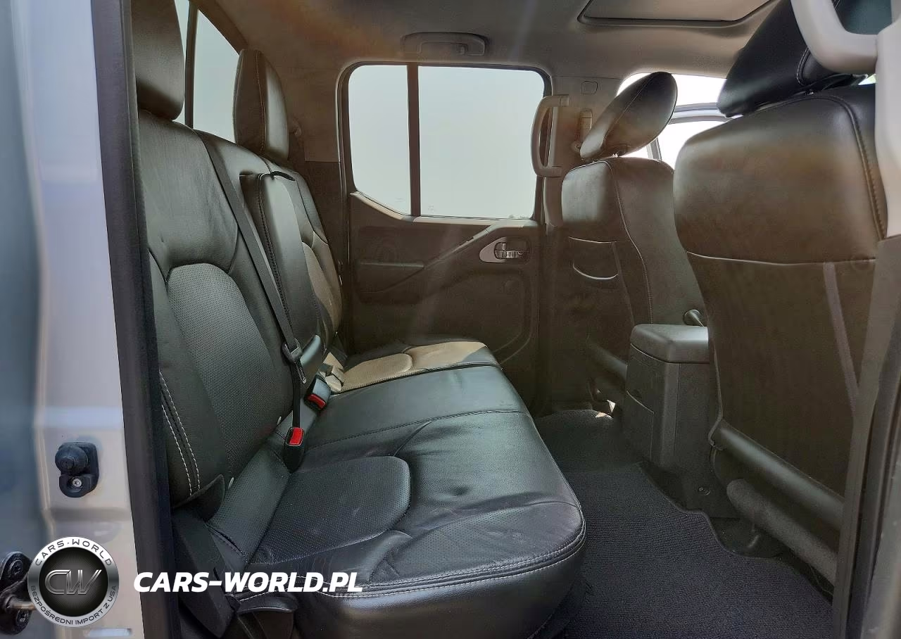 2015 Nissan Frontier Pro-4X VIN:1N6AD0EV3FN733603 - 10