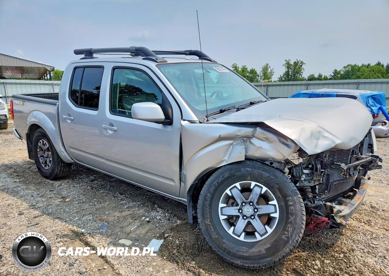 2015 Nissan Frontier Pro-4X VIN:1N6AD0EV3FN733603 - 4