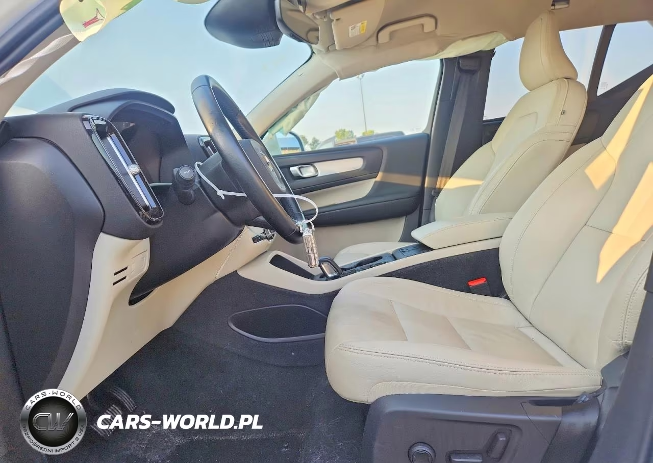 2021 Volvo Xc40 T5 Momentum VIN:YV4162UK8M2507262 - 7