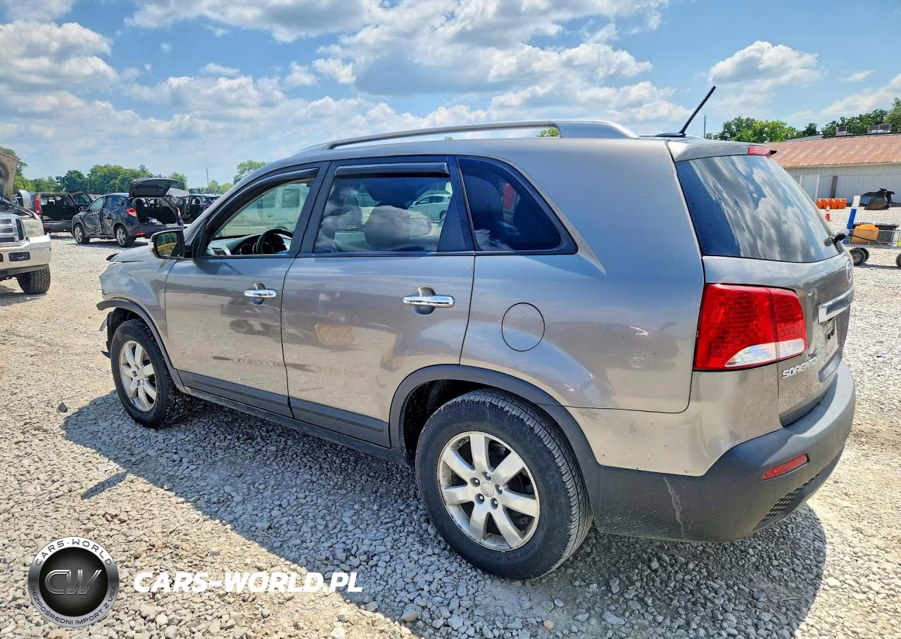2013 Kia Sorento Lx VIN:5XYKT3A6XDG396667 - 2
