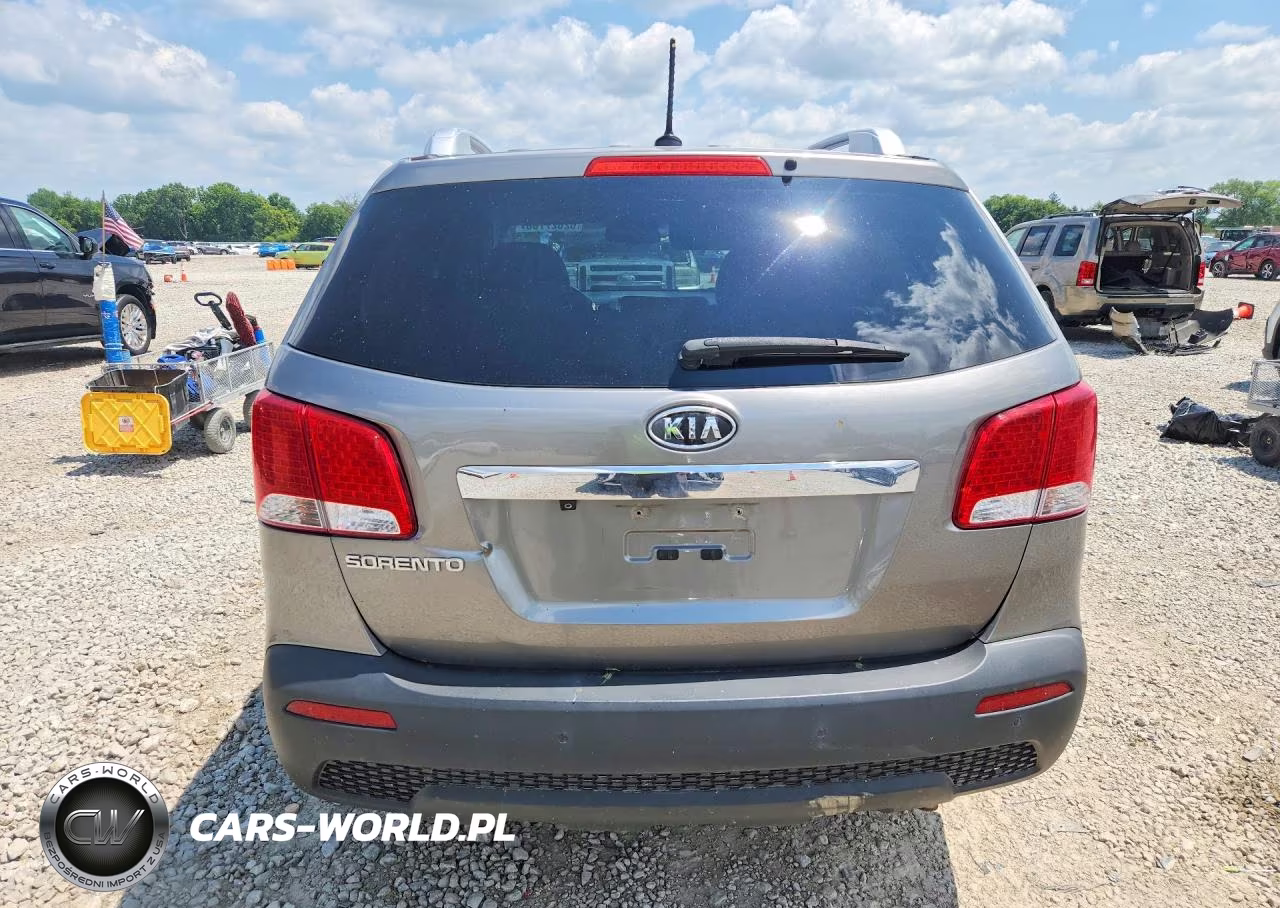 2013 Kia Sorento Lx VIN:5XYKT3A6XDG396667 - 6
