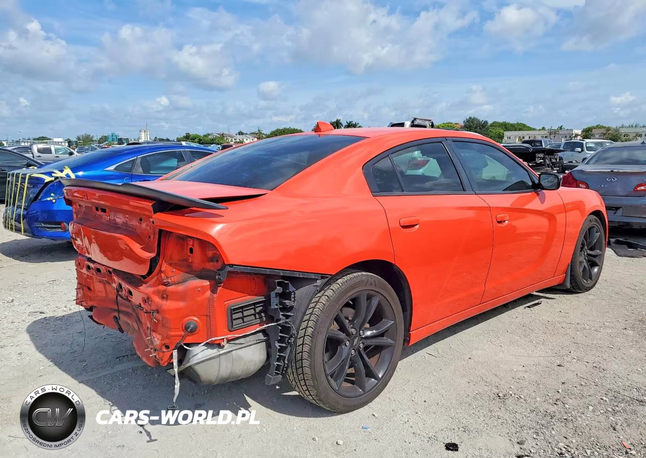 2017 Dodge Charger Sxt VIN:2C3CDXHG9HH585197 - 3