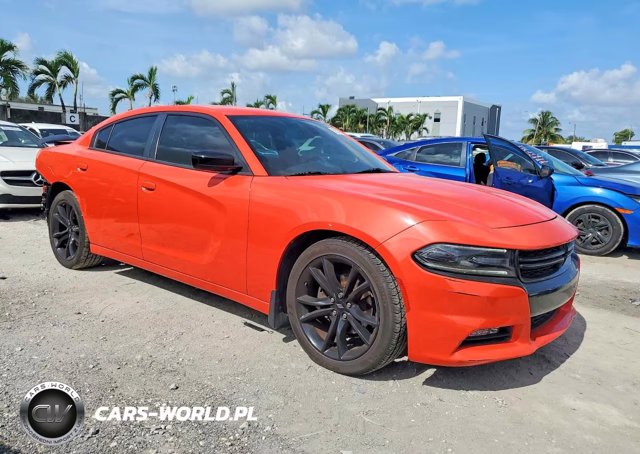 2017 Dodge Charger Sxt VIN:2C3CDXHG9HH585197 - 4
