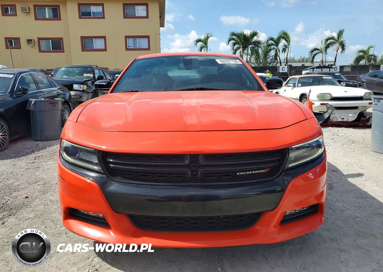 2017 Dodge Charger Sxt VIN:2C3CDXHG9HH585197 - 5
