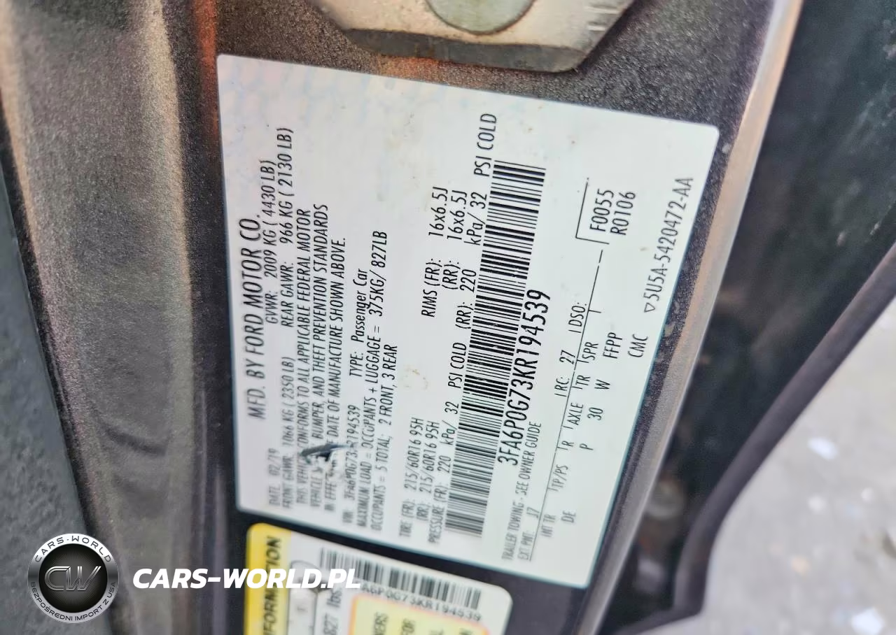 2019 Ford Fusion S VIN:3FA6P0G73KR194539 - 12