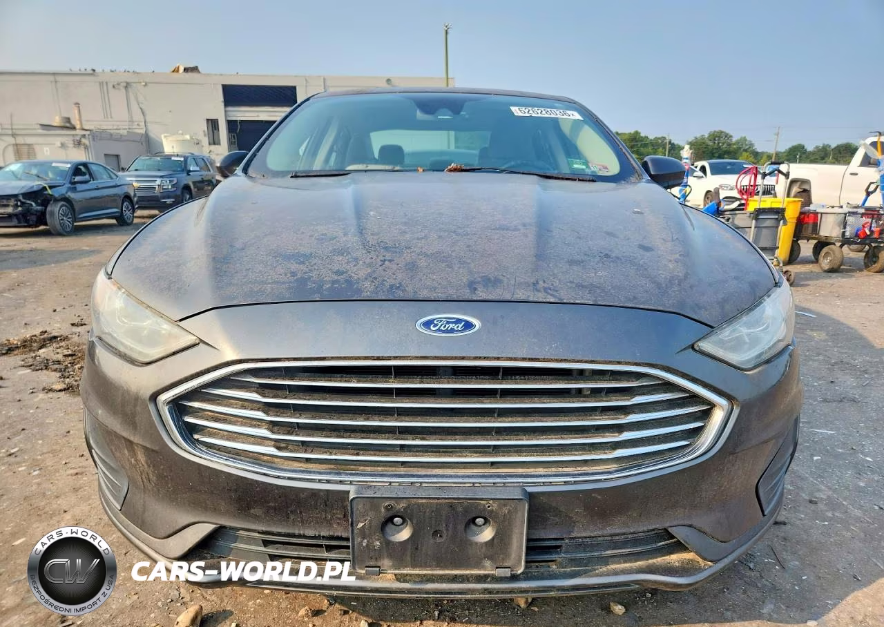 2019 Ford Fusion S VIN:3FA6P0G73KR194539 - 5