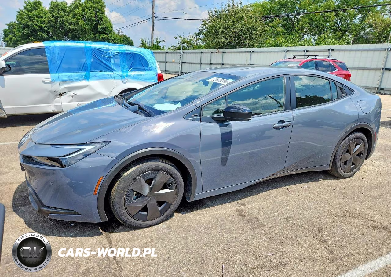 2025 Toyota Prius Le – zdjęcie 1 z 12