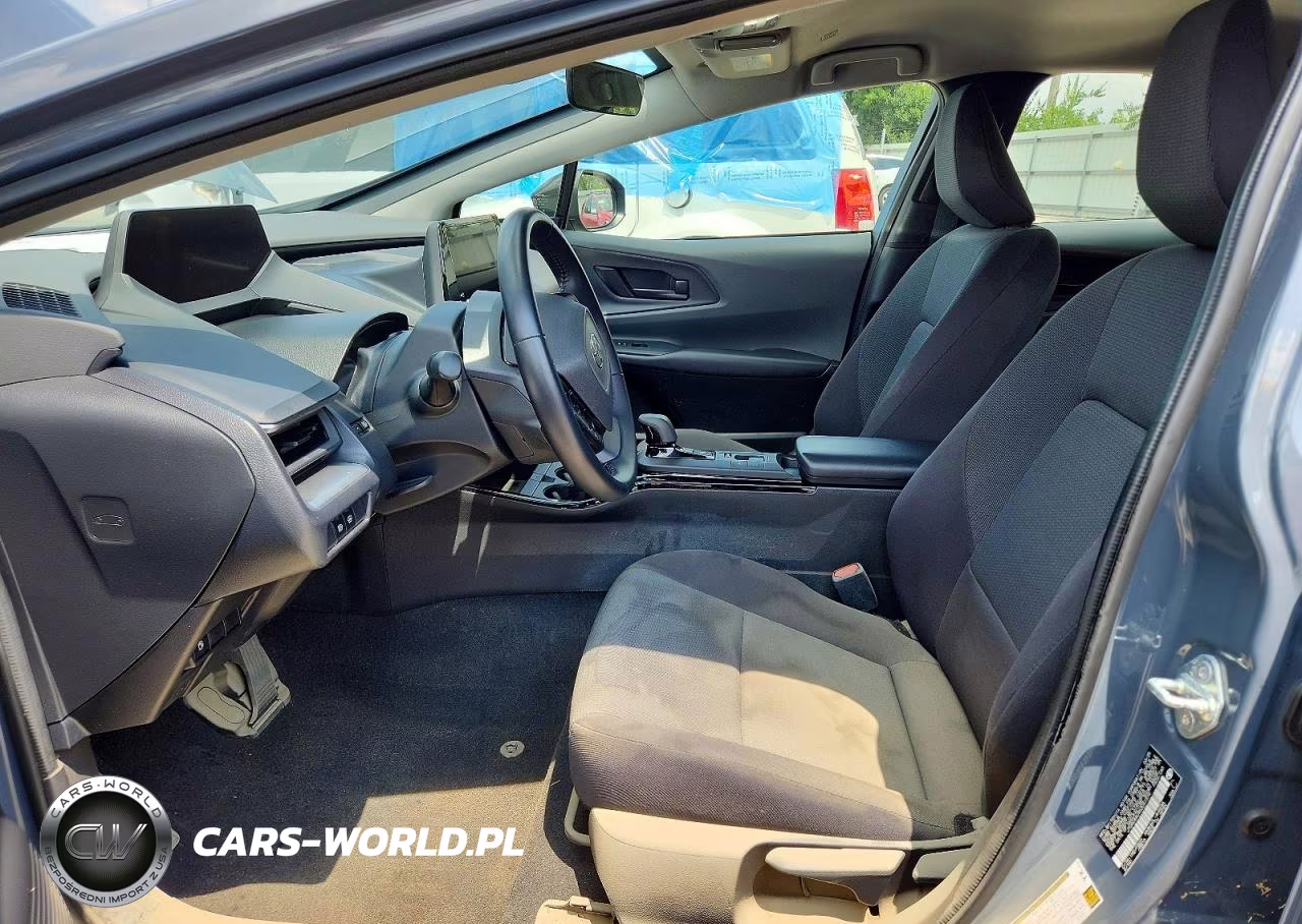 2025 Toyota Prius Le VIN:JTDACAAU9S3057379 - 7