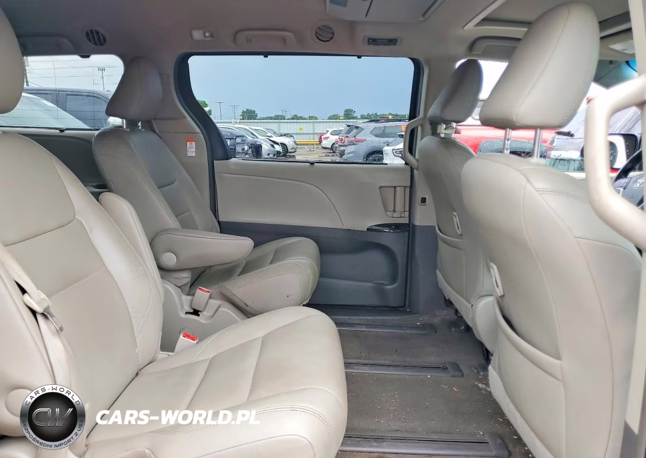 2017 Toyota Sienna Xle Premium 7-Passenger VIN:5TDDZ3DC4HS180072 - 11