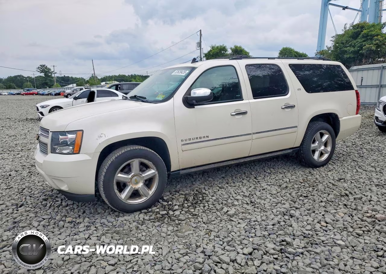 2013 Chevrolet Suburban K1500 Ltz – zdjęcie 1 z 13