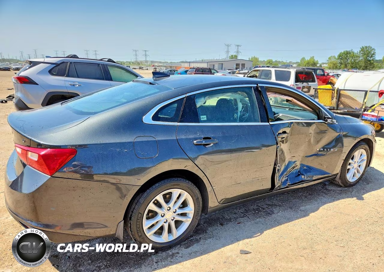 2017 Chevrolet Malibu Lt VIN:1G1ZE5ST5HF286281 - 3