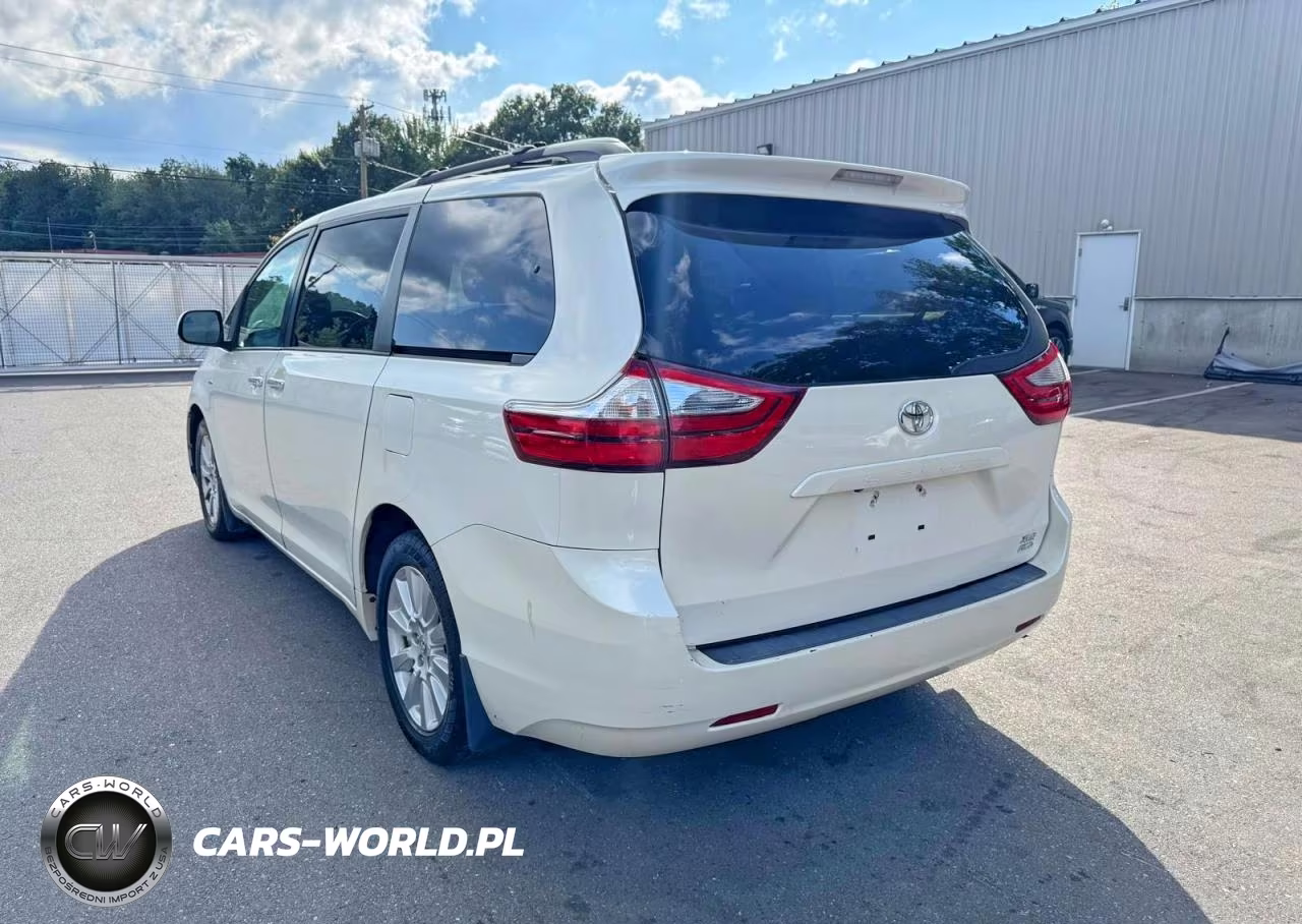 2017 Toyota Sienna Xle 7-Passenger VIN:5TDDZ3DC4HS159092 - 2