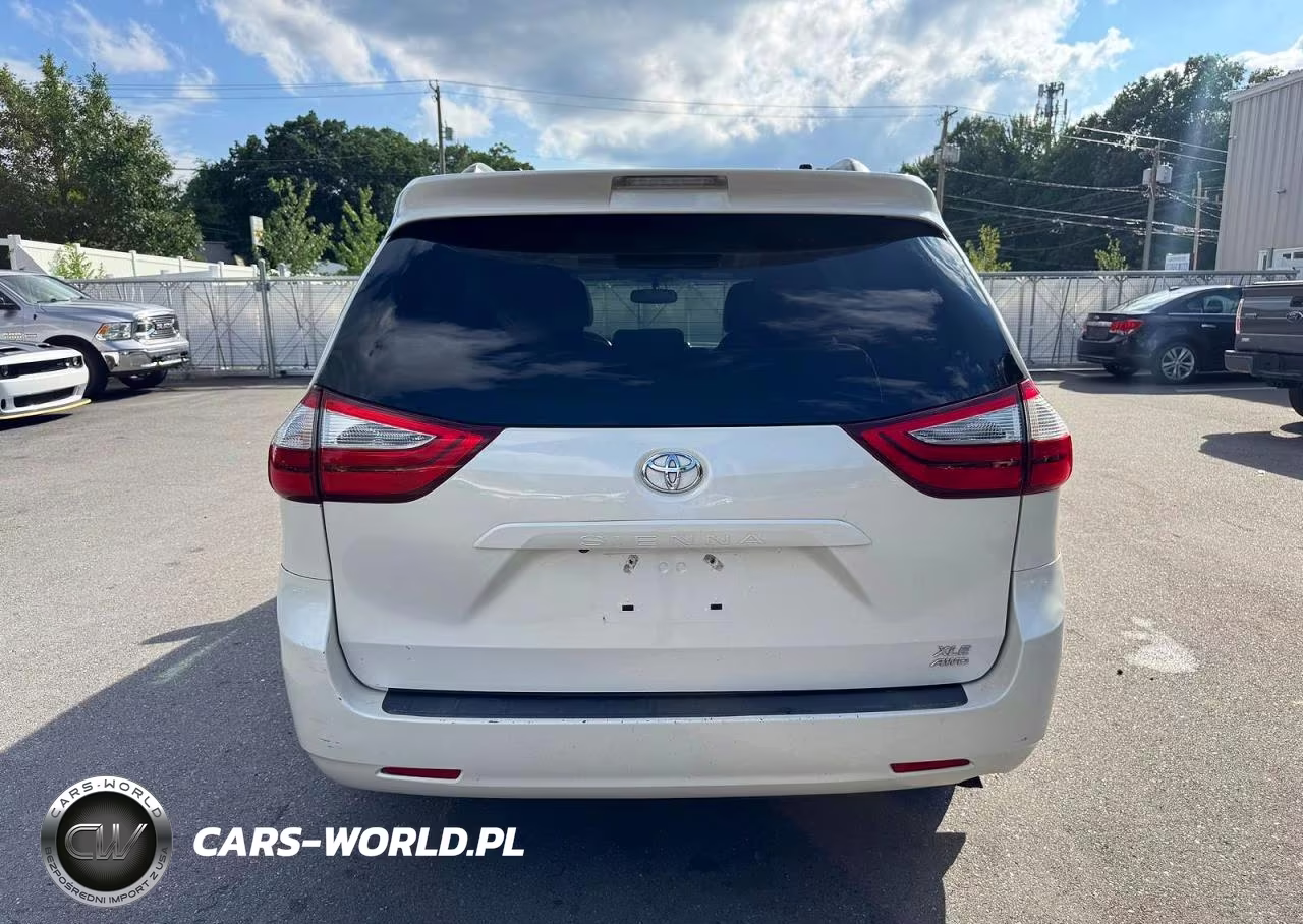 2017 Toyota Sienna Xle 7-Passenger VIN:5TDDZ3DC4HS159092 - 5