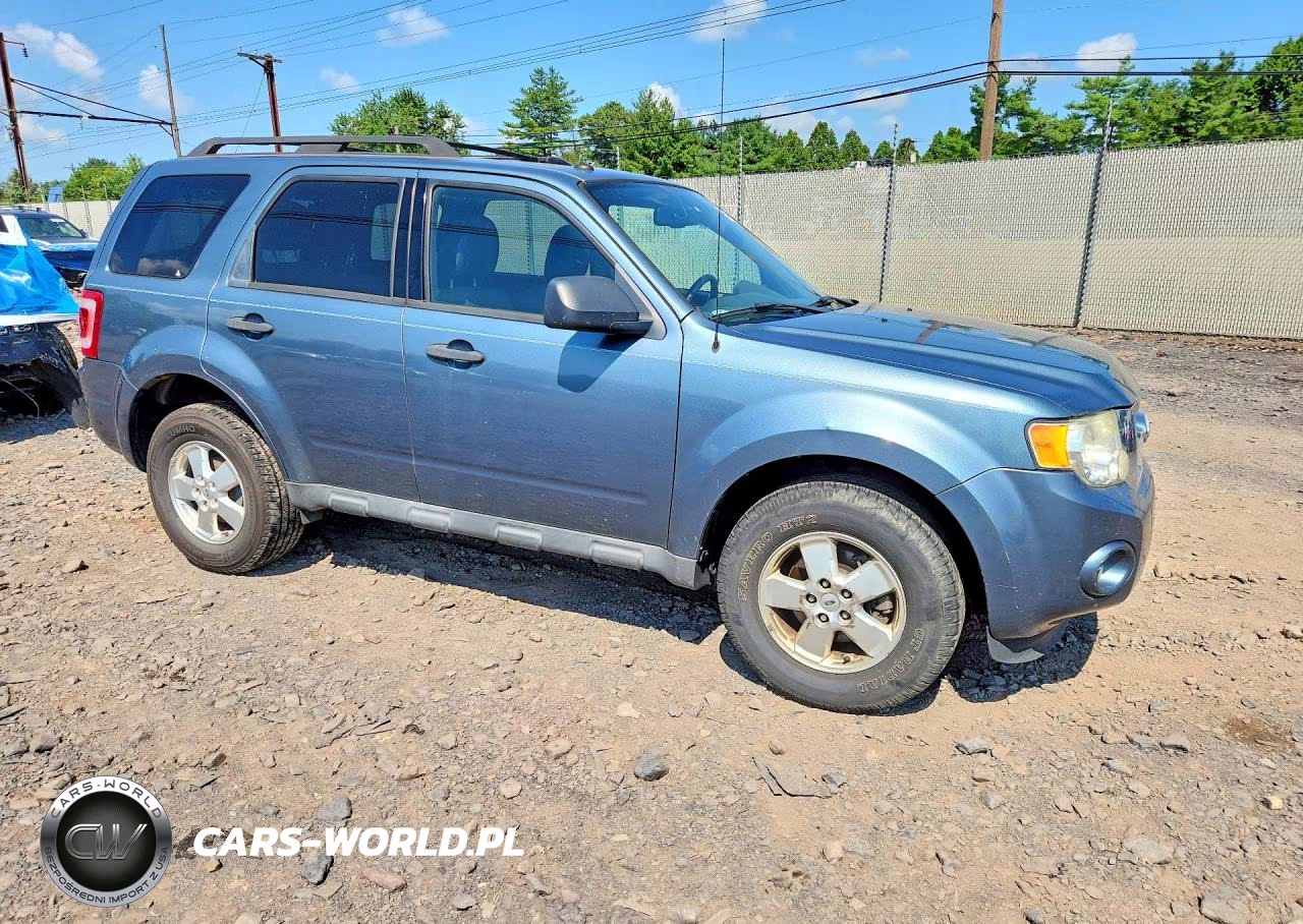 2011 Ford Escape Xlt VIN:1FMCU9D77BKA65752 - 4