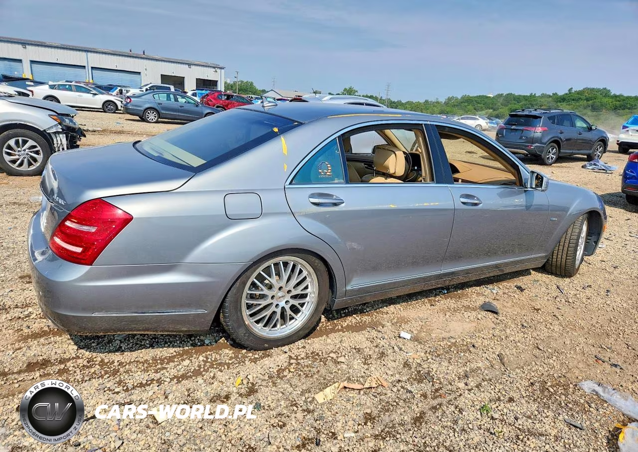 2012 Mercedes-Benz S 550 4Matic VIN:WDDNG9EB4CA453140 - 3