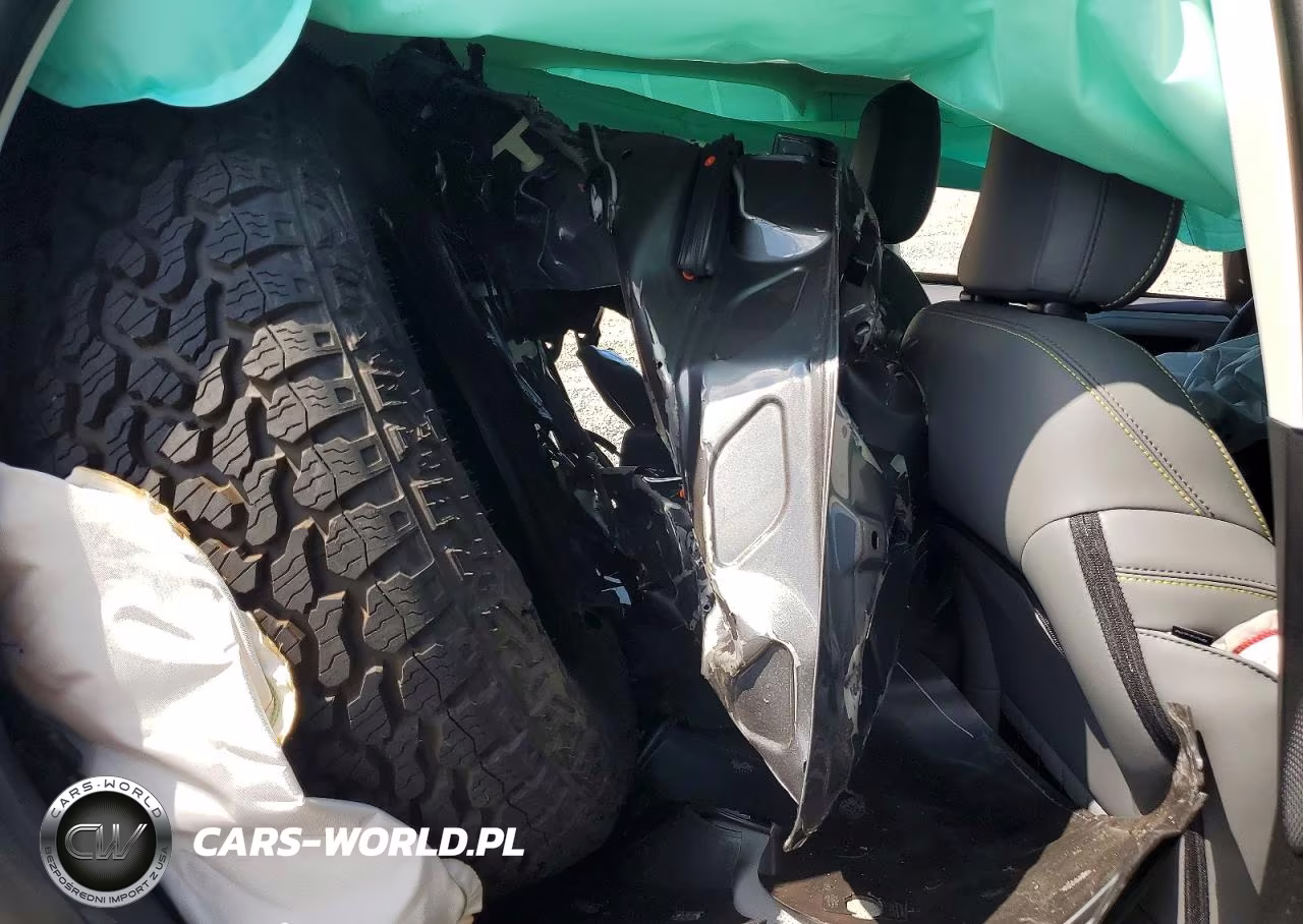 2026 Ford Bronco Sport Badlands VIN:3FMCR9DA8TRE10359 - 11