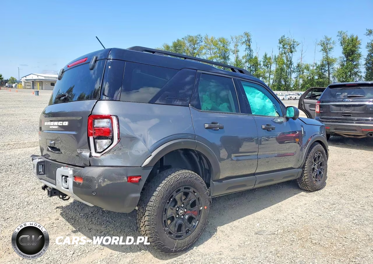 2026 Ford Bronco Sport Badlands VIN:3FMCR9DA8TRE10359 - 3