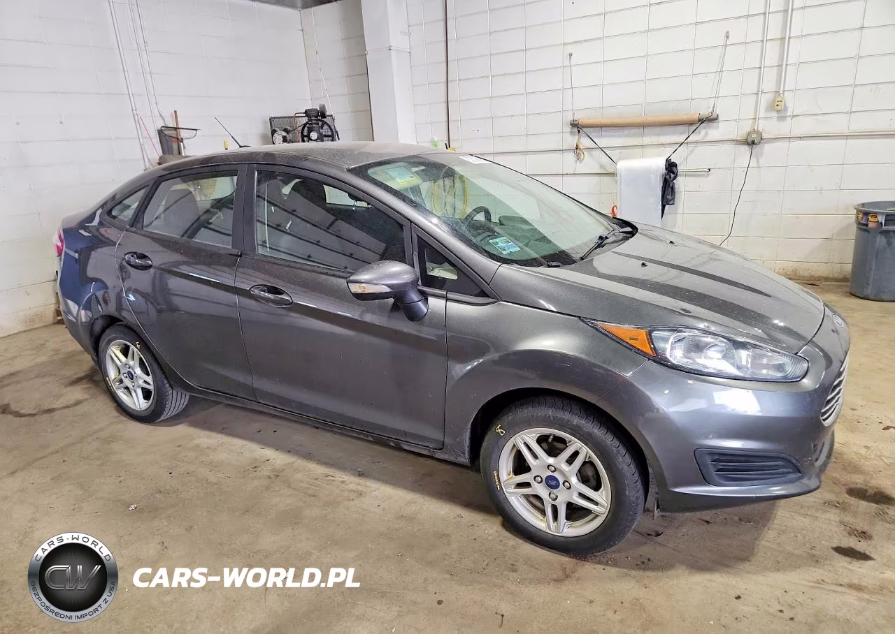 2018 Ford Fiesta Se VIN:3FADP4BJ9JM139283 - 4