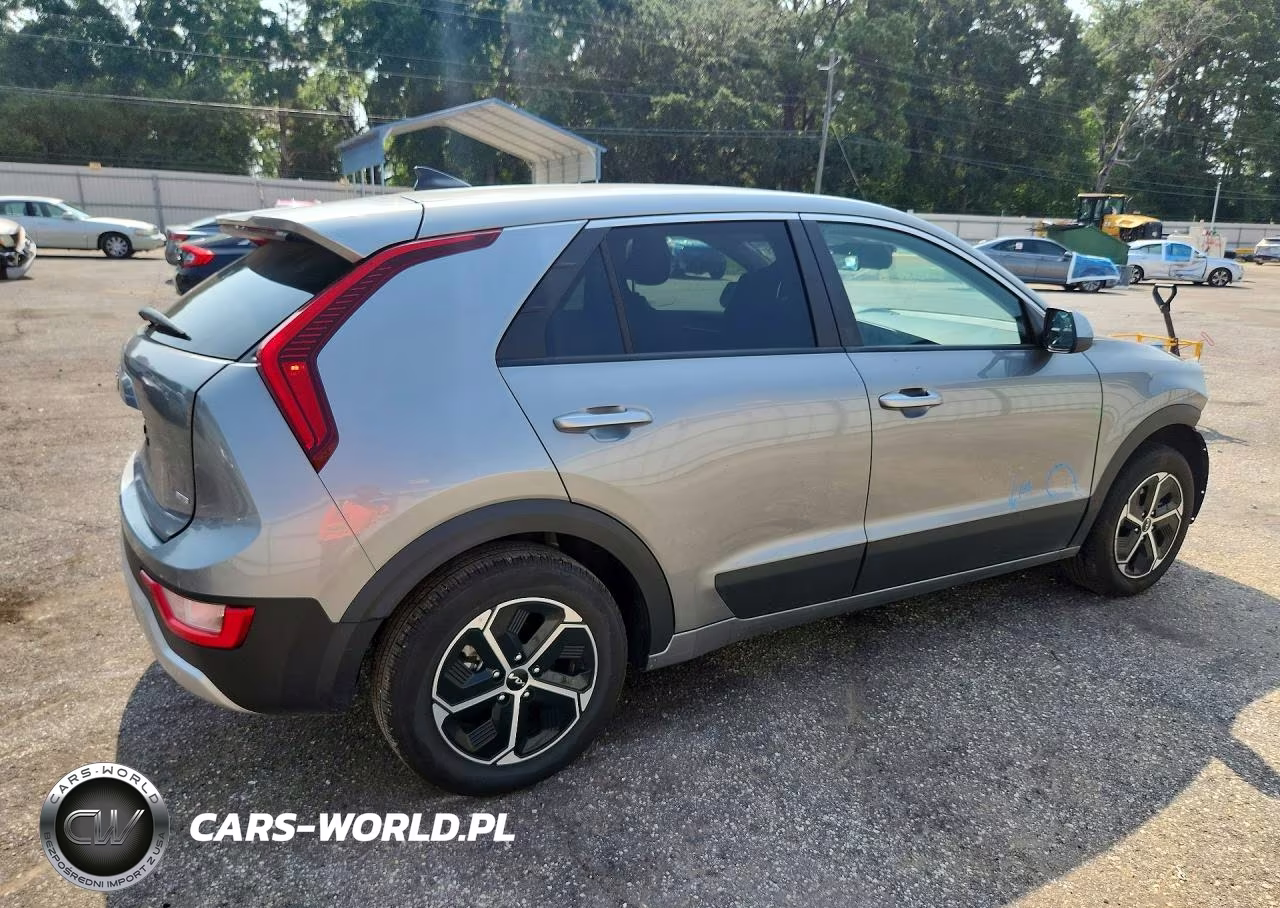 2026 Kia Niro Lx VIN:KNDCP3LEXT5332469 - 3