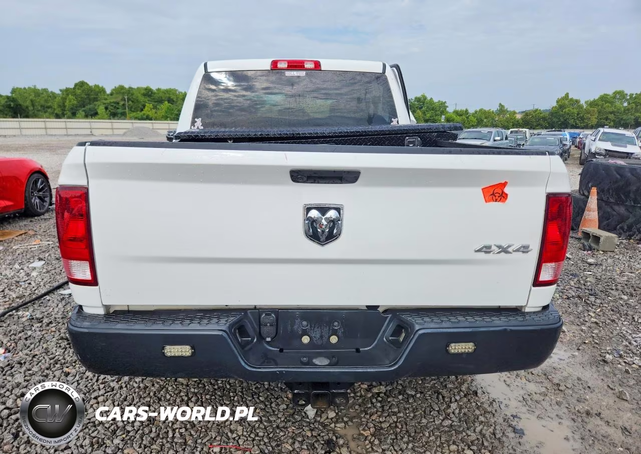 2019 Ram 1500 Classic Tradesman VIN:3C6RR7KT2KG690661 - 6