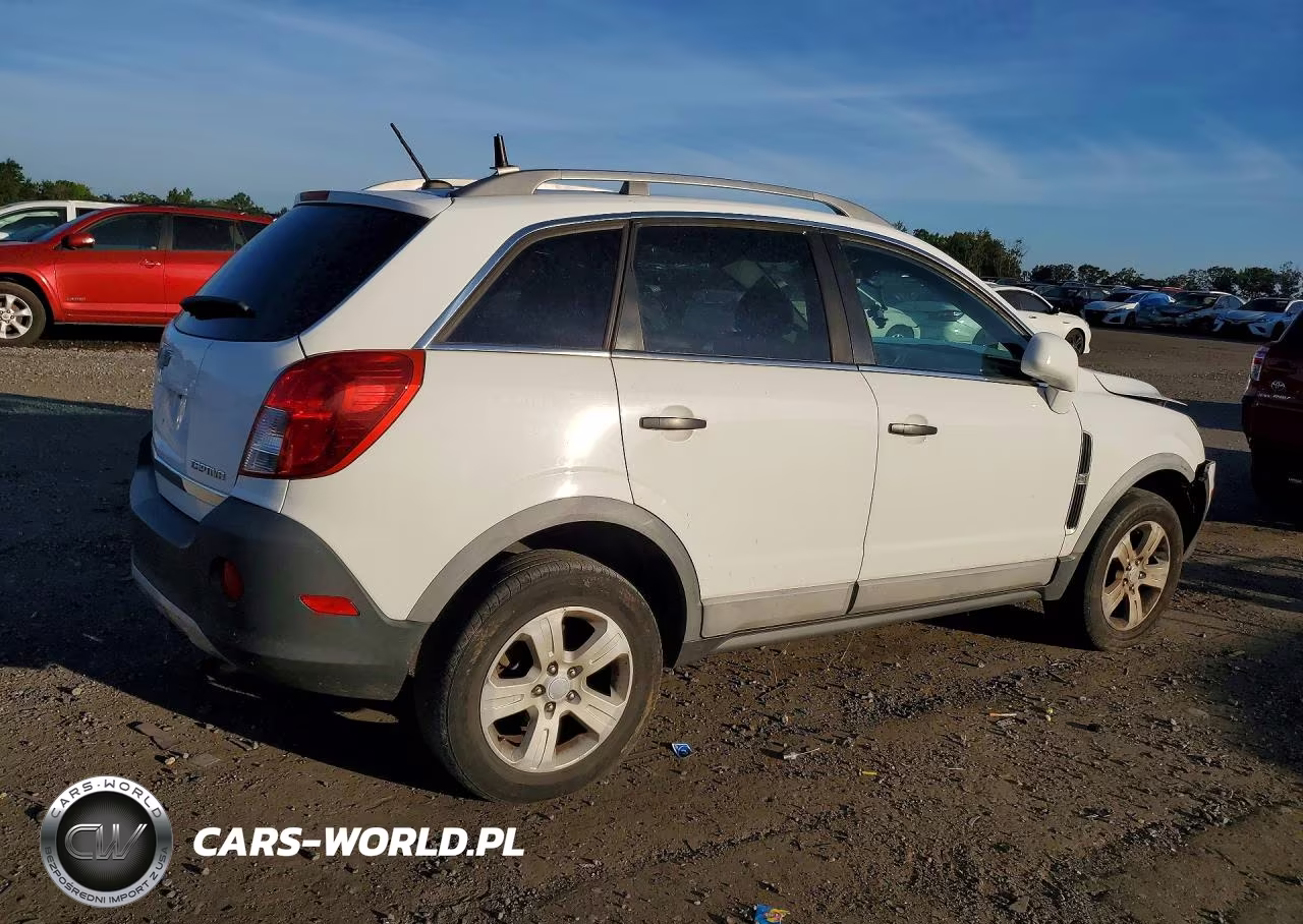 2013 Chevrolet Captiva Ls VIN:3GNAL2EK1DS626096 - 3
