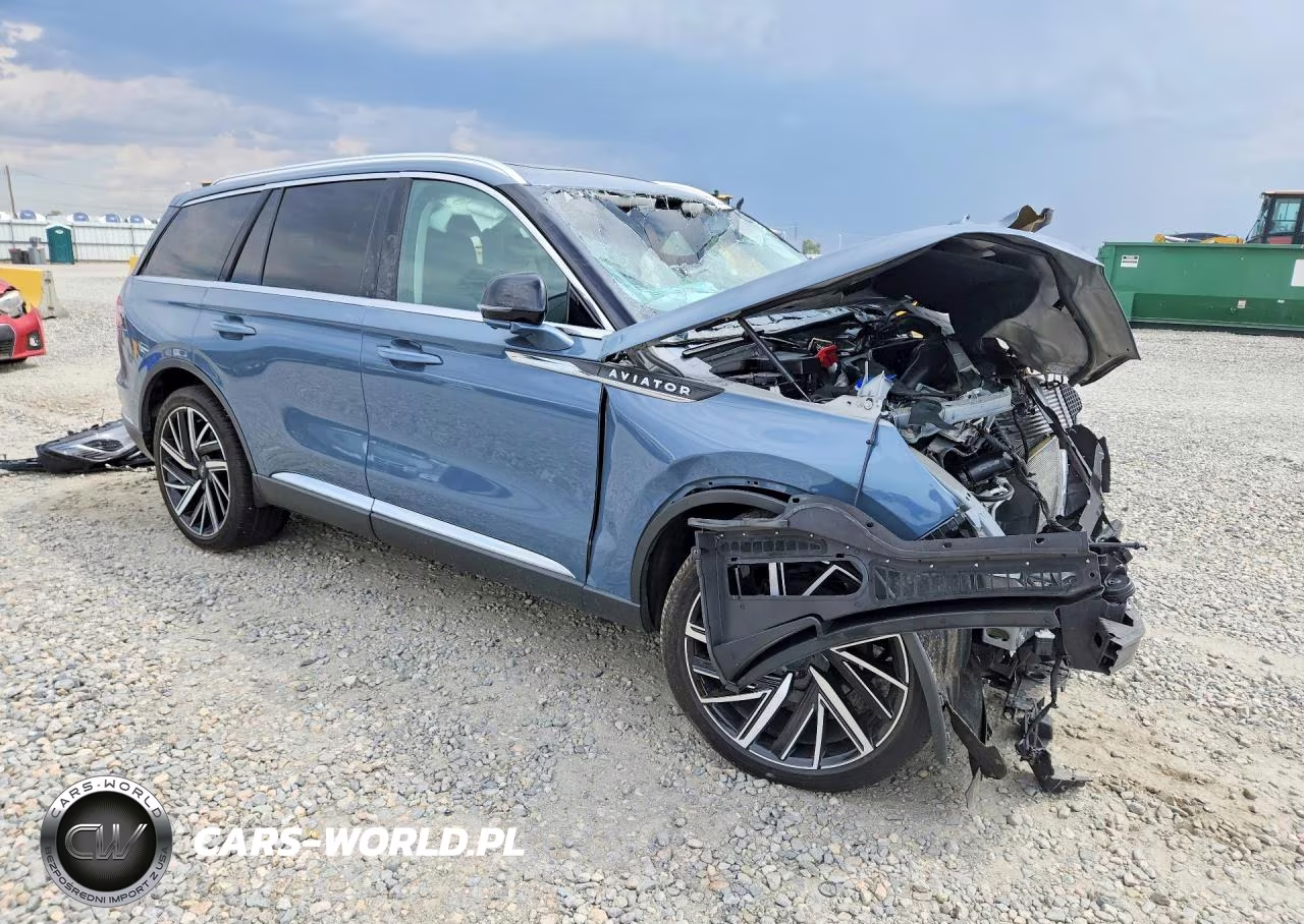 2025 Lincoln Aviator Reserve VIN:5LM5J7XC8SGL08810 - 4