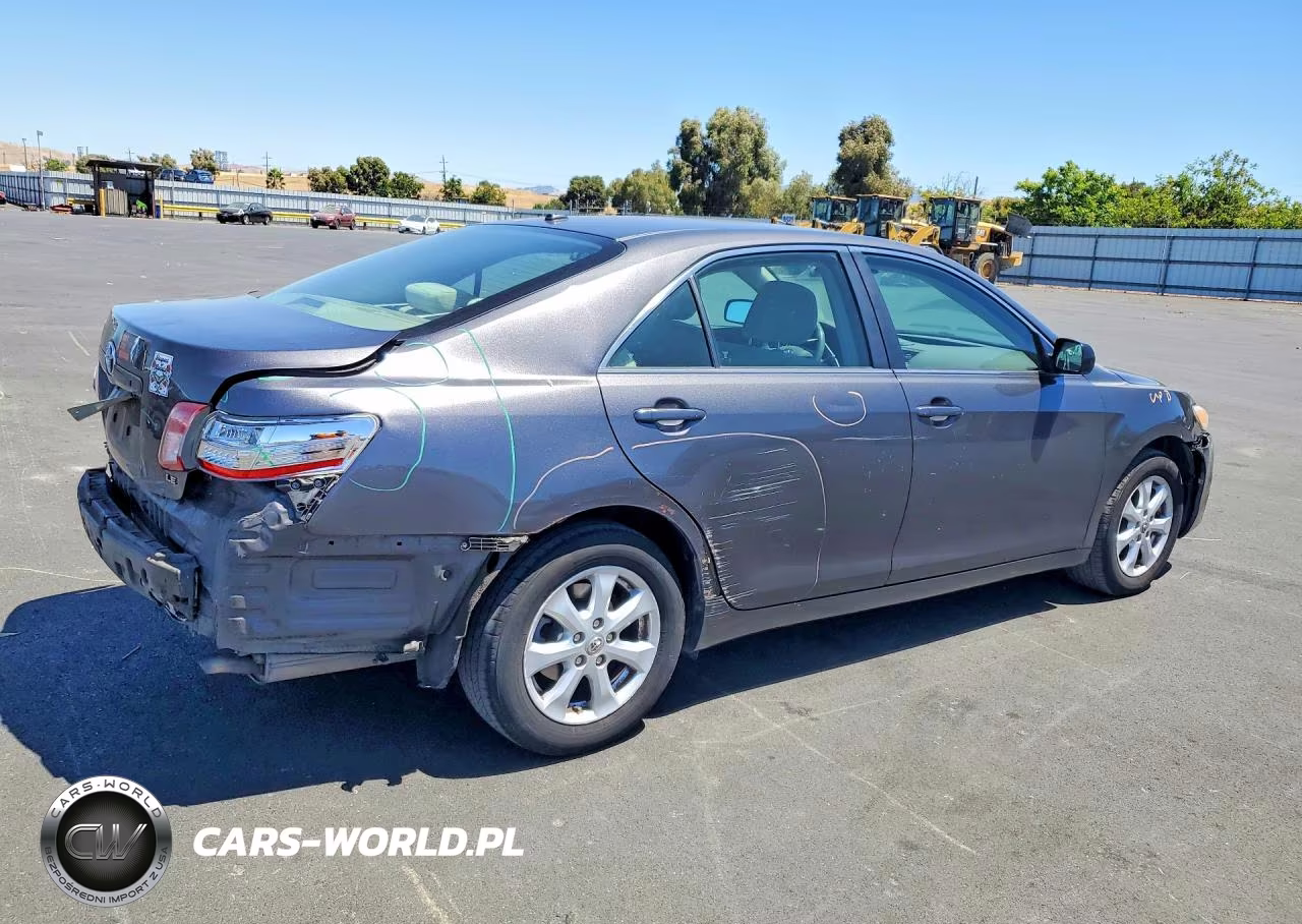 2011 Toyota Camry Le VIN:4T1BF3EK5BU173880 - 3