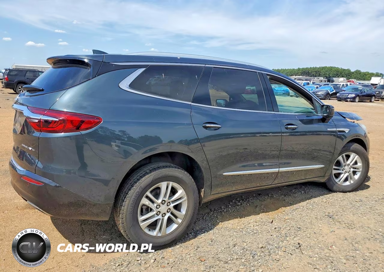 2018 Buick Enclave Essence VIN:5GAERBKW8JJ260362 - 3
