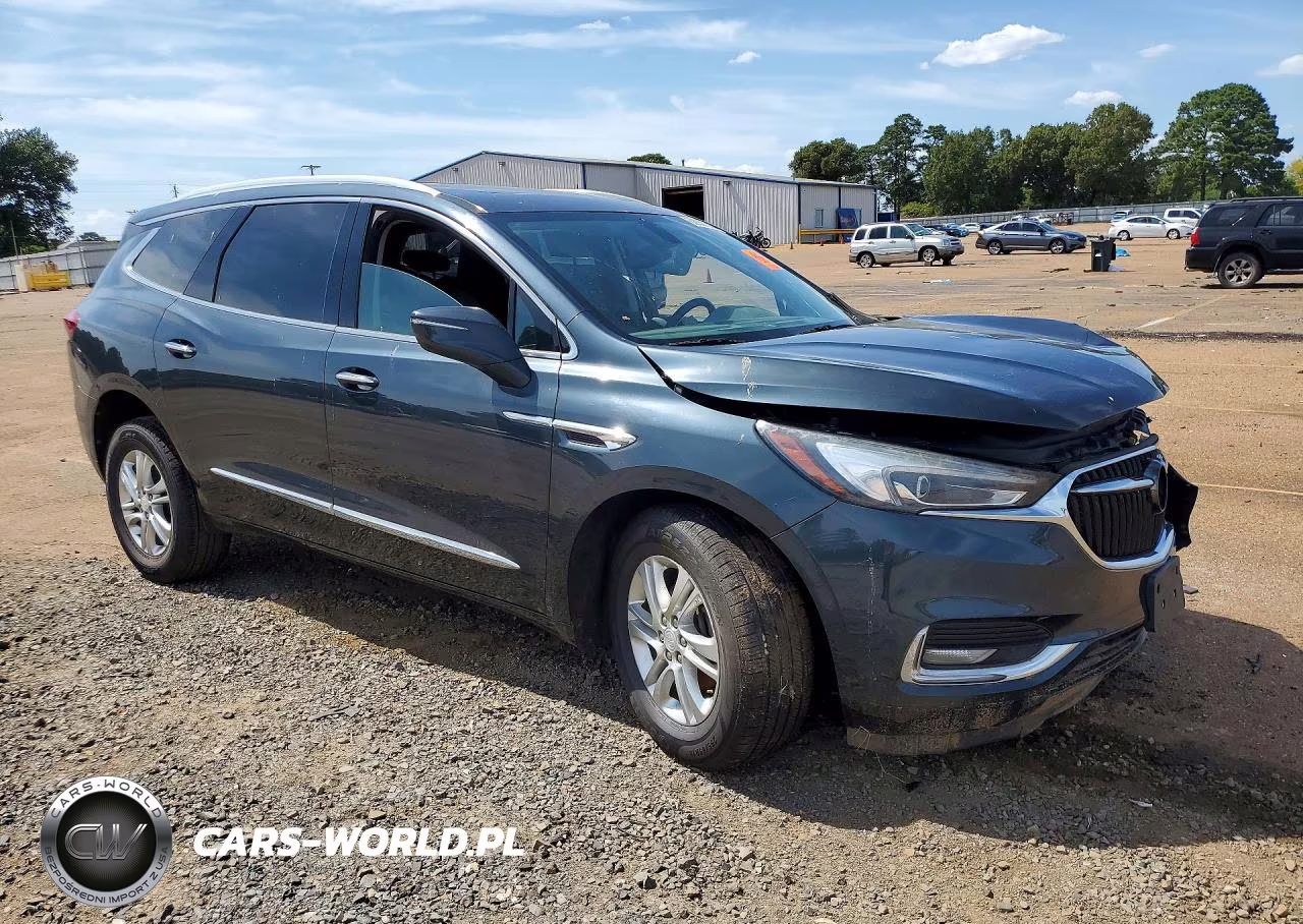 2018 Buick Enclave Essence VIN:5GAERBKW8JJ260362 - 4