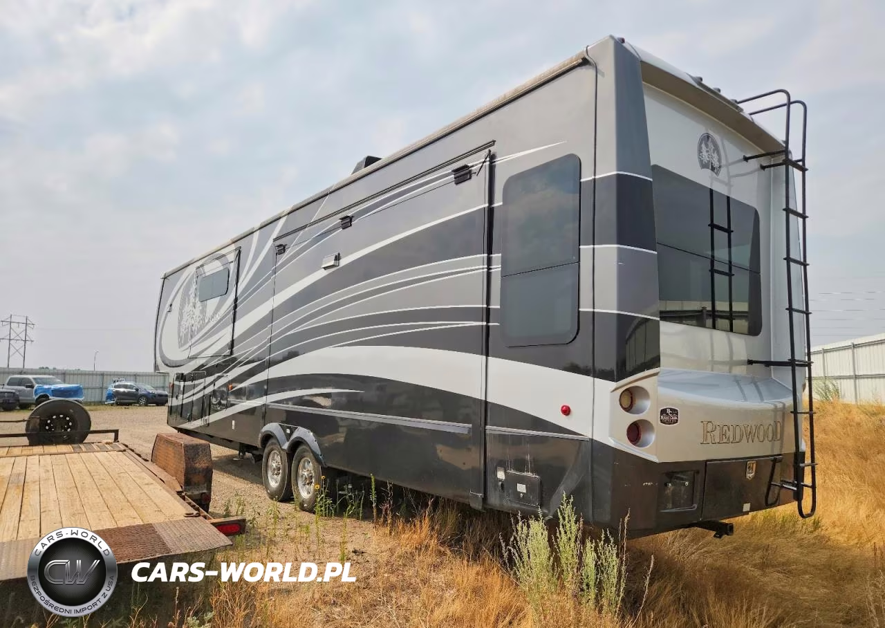 2016 Cross Roads Red Wood Camper VIN:4V0FC3922GR006322 - 3