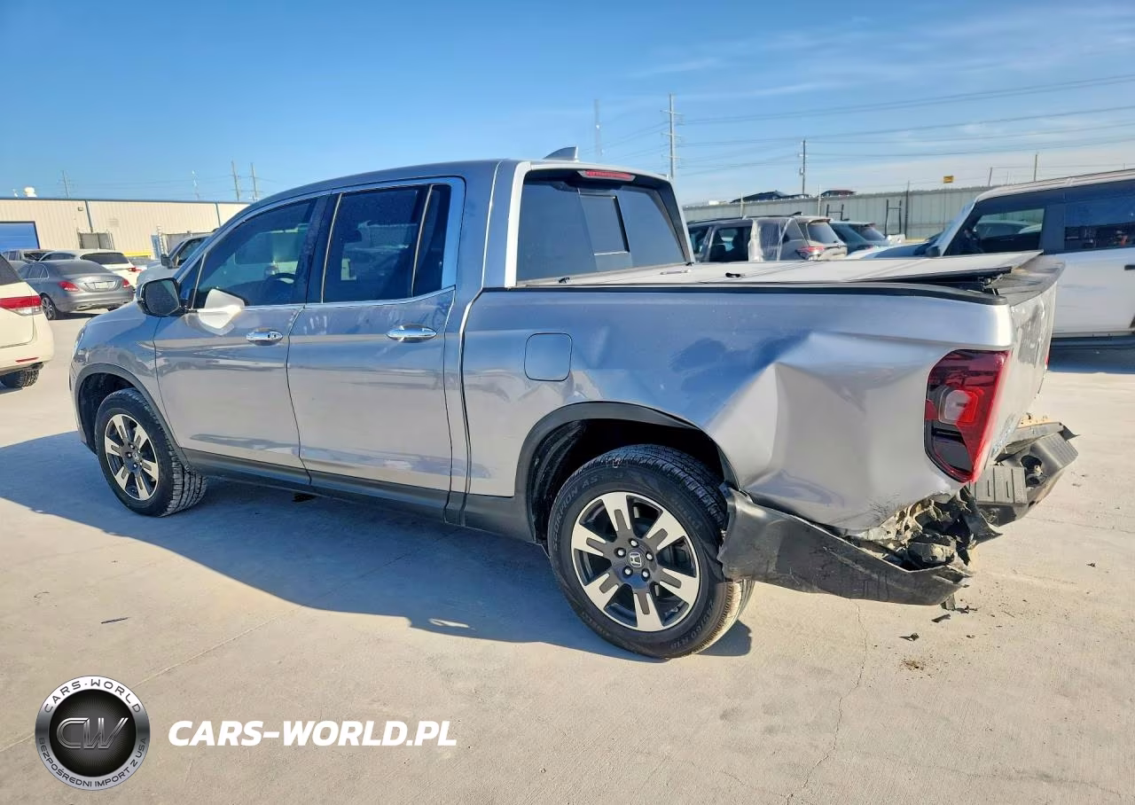 2018 Honda Ridgeline Rtl VIN:5FPYK3F72JB013779 - 2