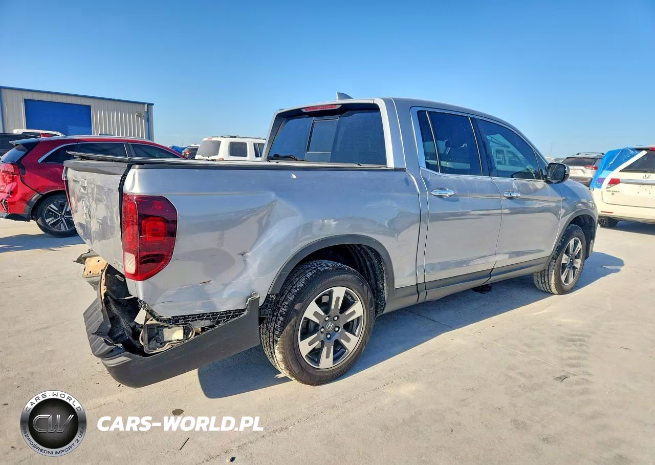 2018 Honda Ridgeline Rtl VIN:5FPYK3F72JB013779 - 3