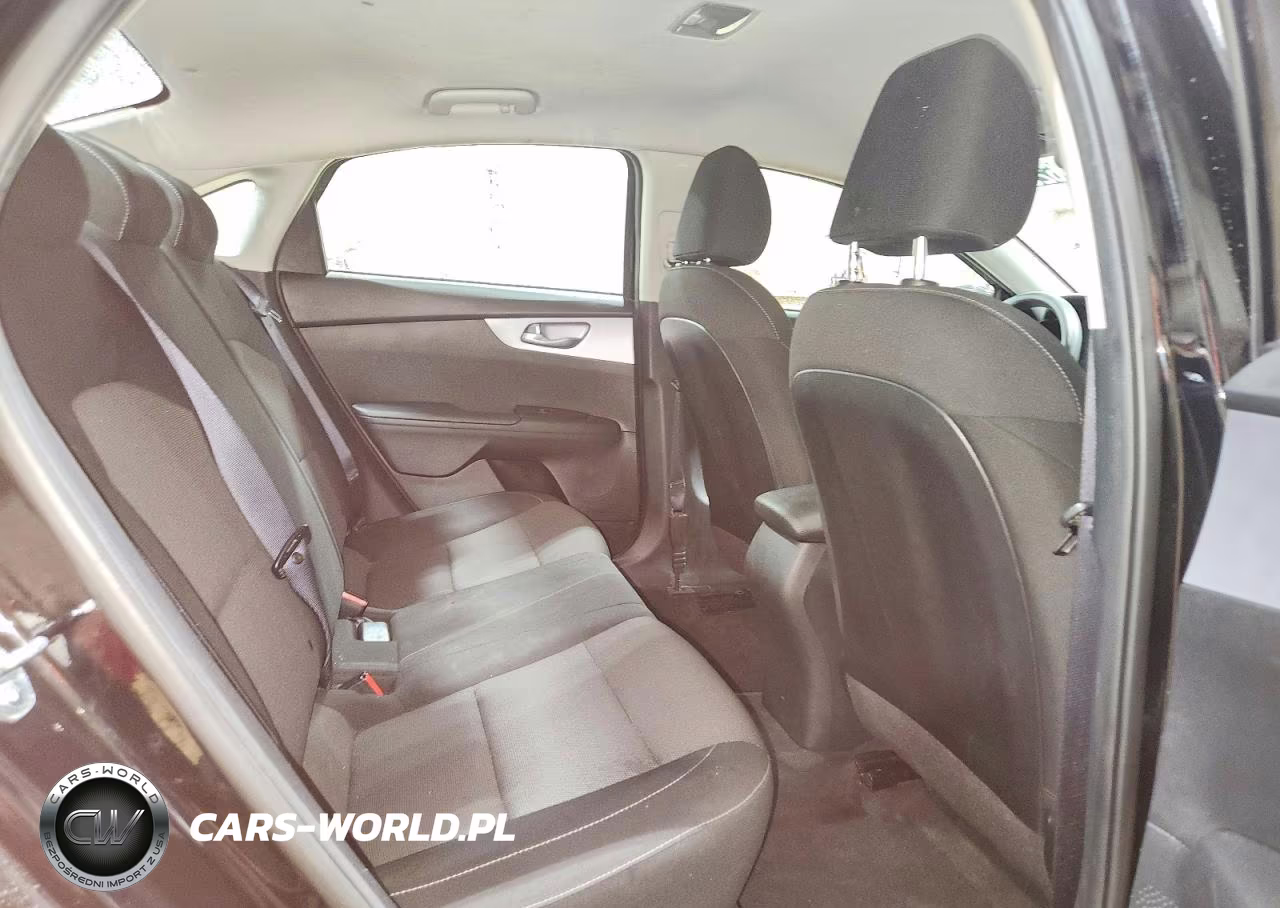 2023 Kia Forte Lxs VIN:3KPF24ADXPE596930 - 10