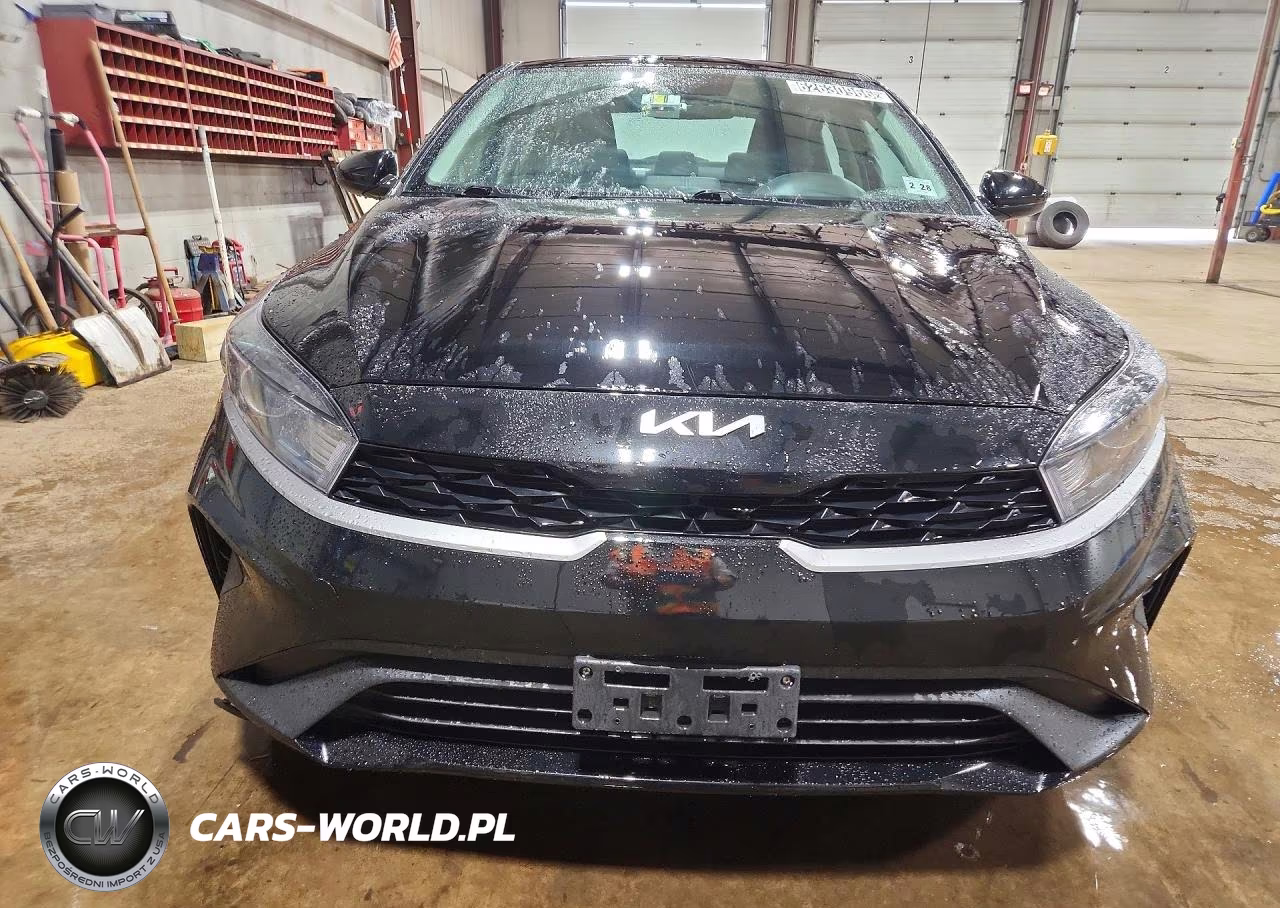 2023 Kia Forte Lxs VIN:3KPF24ADXPE596930 - 5