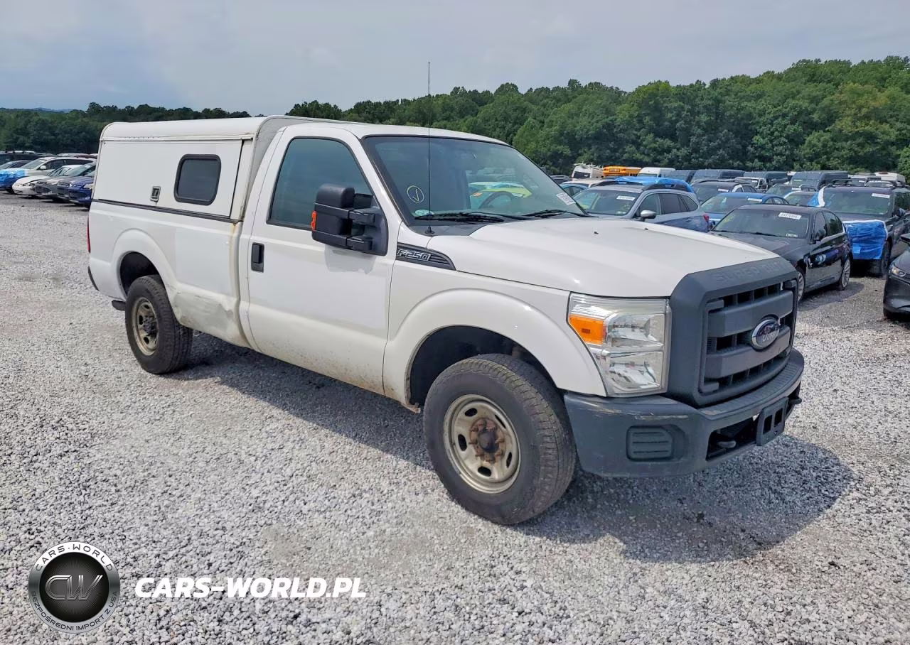 2013 Ford F250 Super Duty VIN:1FTBF2A68DEA57416 - 4