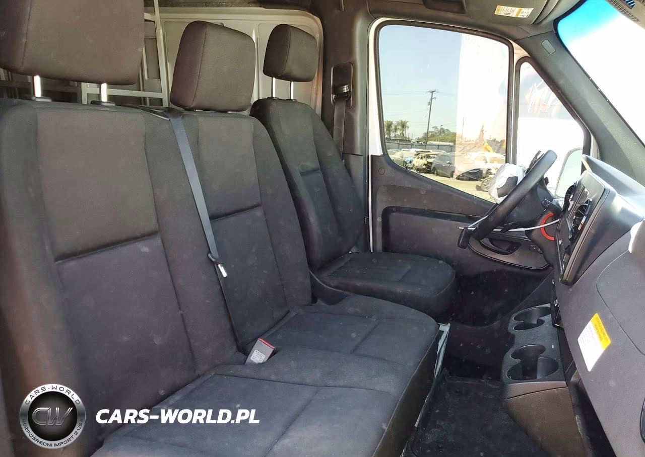 2024 Mercedes-Benz Sprinter 2500 VIN:W1Y4KBHY9RT185481 - 11