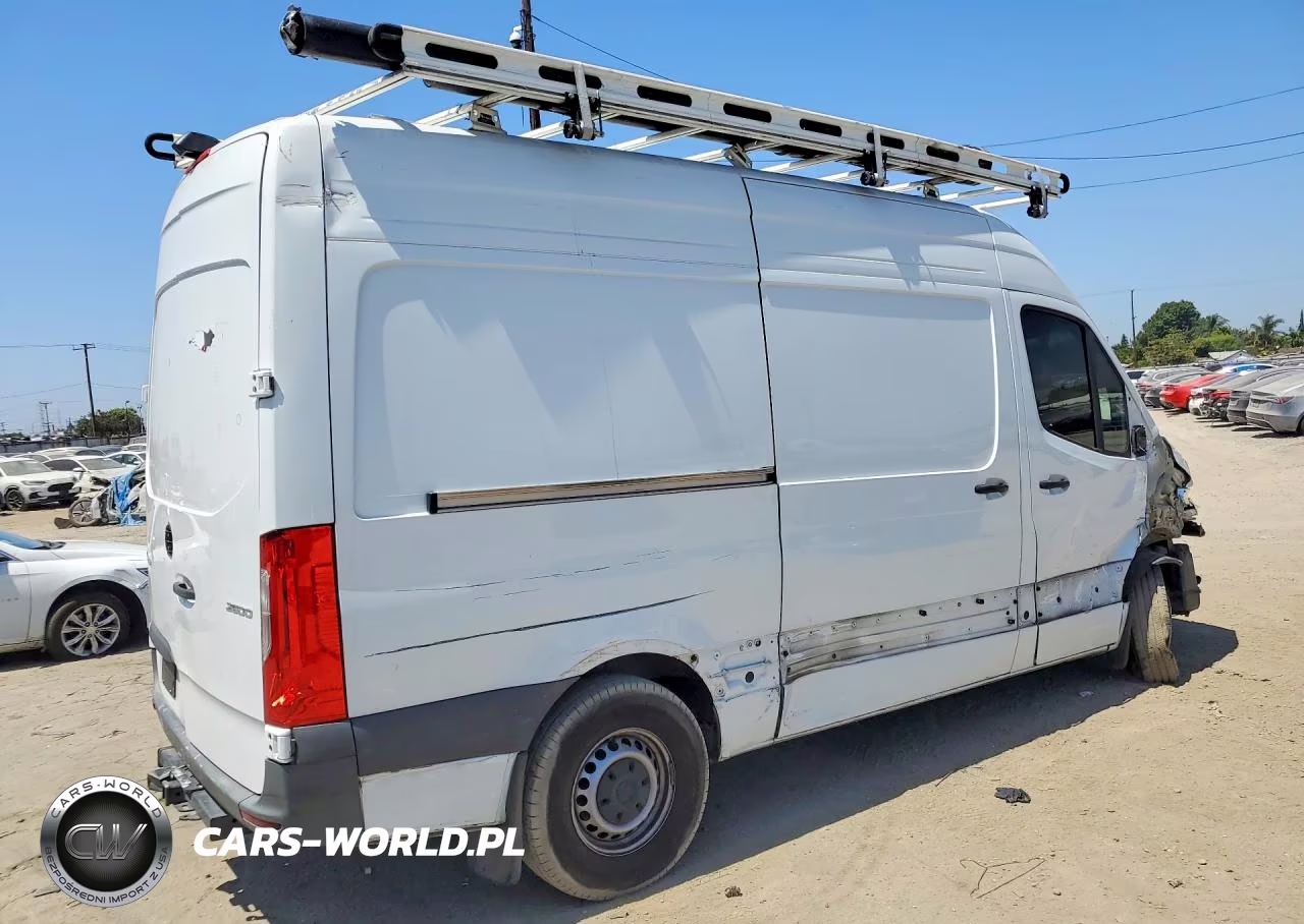 2024 Mercedes-Benz Sprinter 2500 VIN:W1Y4KBHY9RT185481 - 3