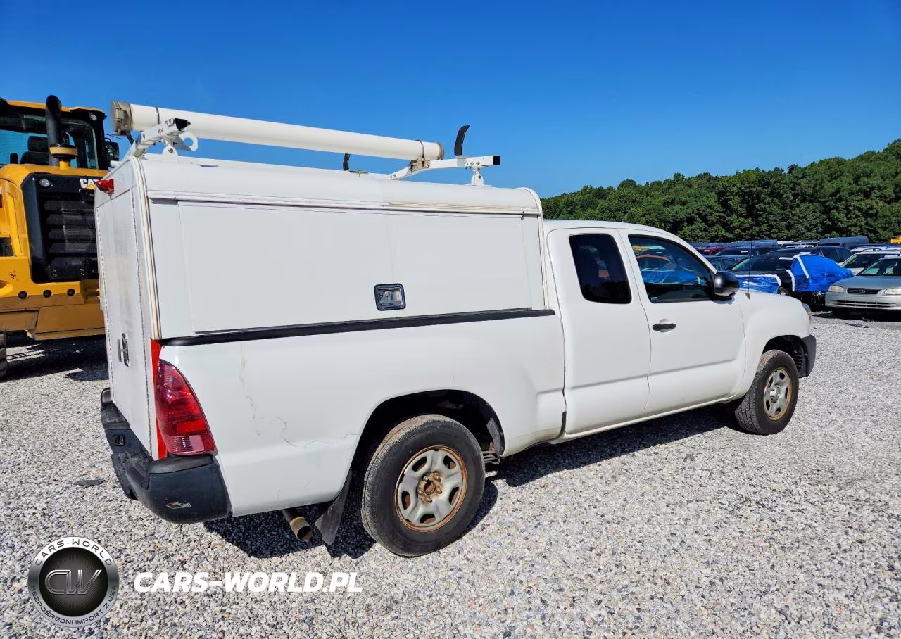 2015 Toyota Tacoma Base VIN:5TFTX4CN9FX056025 - 3